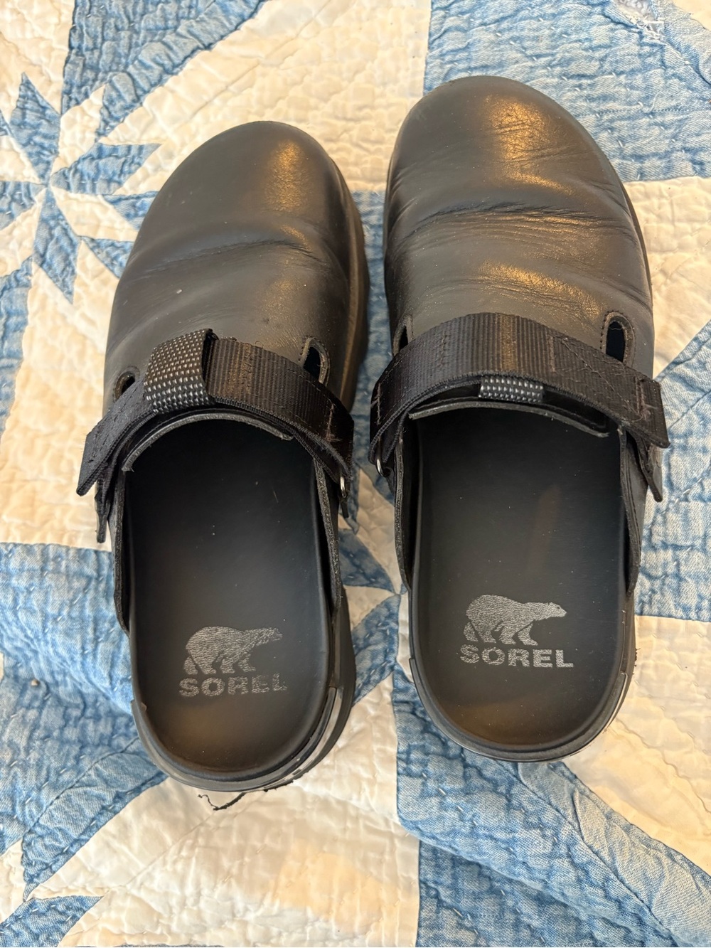 SOREL Vibe Black Slip-On Clog with Adjustable Strap